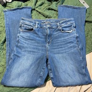American Eagle Skinny Kick Jeans